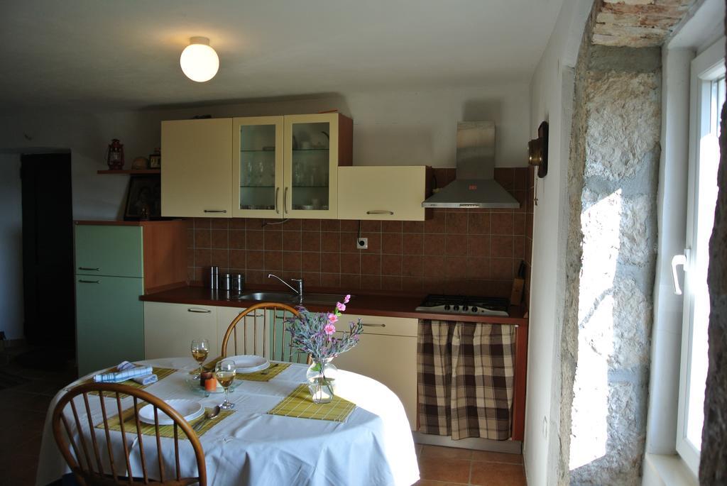 Kaprije Mistral Apartment Zewnętrze zdjęcie